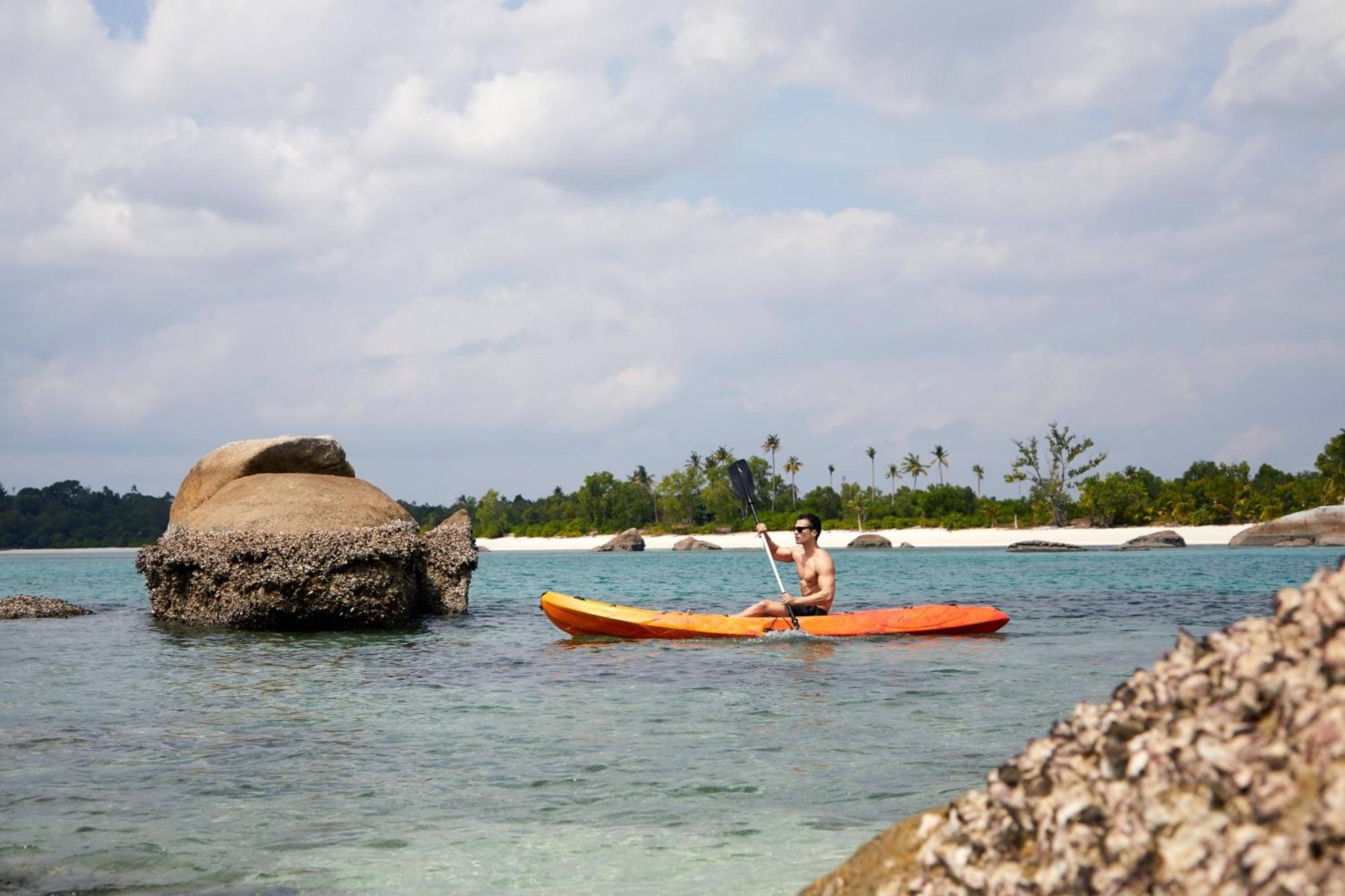 Отель Fairfield By Marriott Belitung Танджунгпандан Экстерьер фото